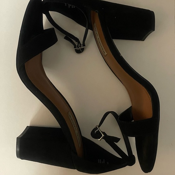 Steve Madden Dylann Black High Heels - Picture 5 of 5